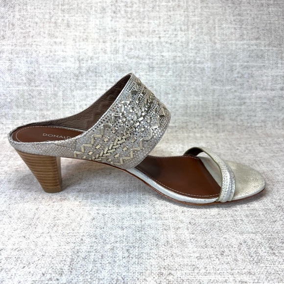 Donald J Pliner NWOB Viv Gold metallic dress sandals heels size 10M party classy - Picture 4 of 11